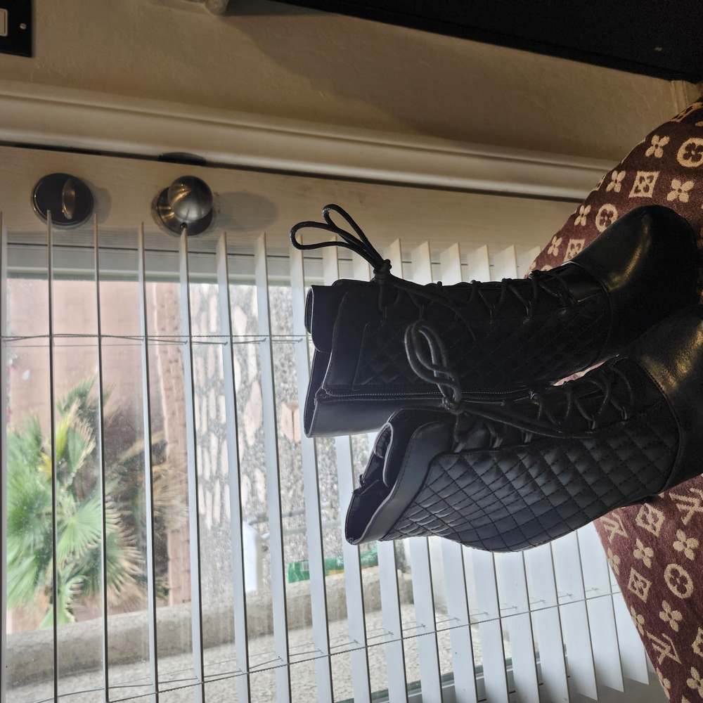 Forever Collectibles Black Lace Up Boots with Quilted Texture